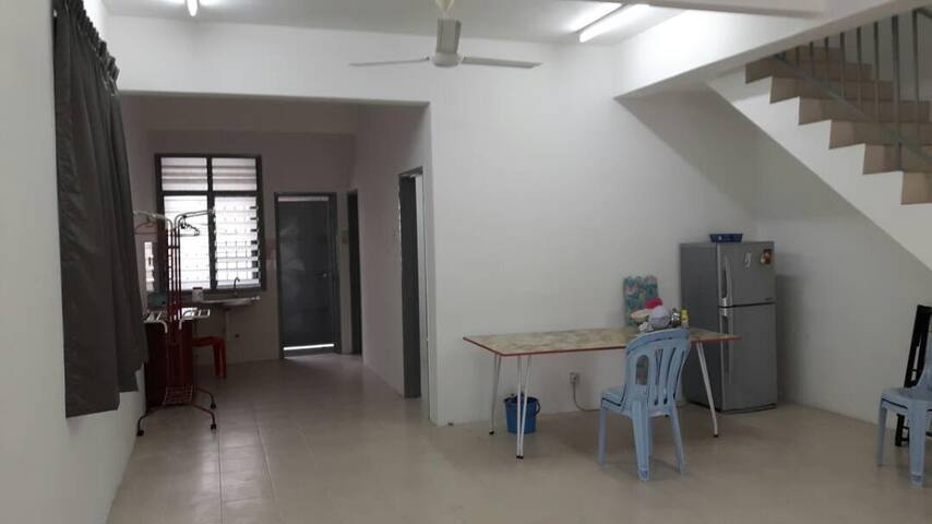 2247, Kampar UTAR room house for Rent