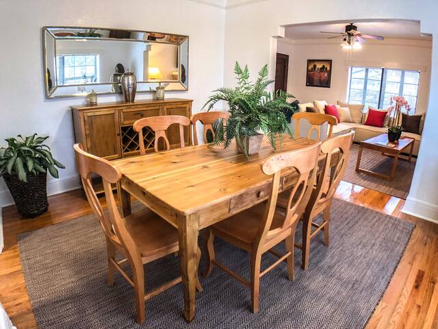 East Austin House With Pool gallery image 3