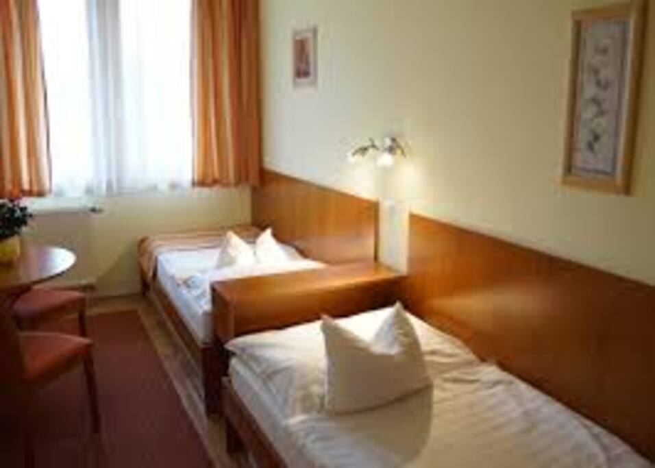 Room2