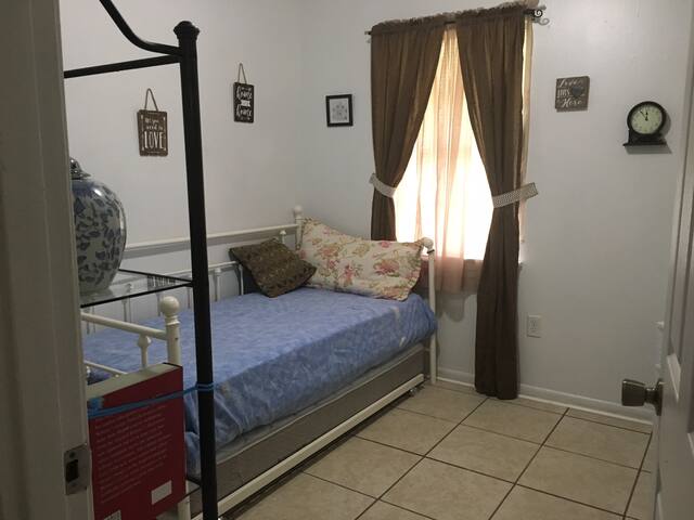 My little house 1