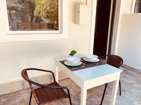 Louvros Luxury Suites lll