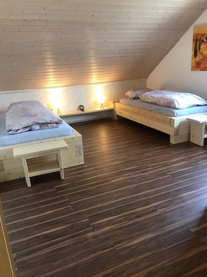 Dormitorio 2 con camas individuales 0,0 x 2,00 m
