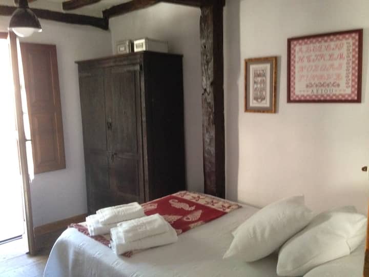 מיטה בקומה הראשונה 1.20 ס"מ
