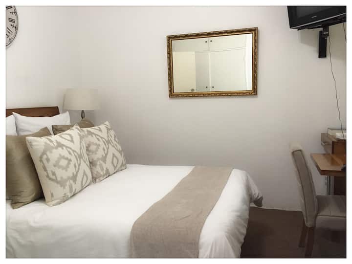 Ideal as Corporate Accommodation ~ Beautiful