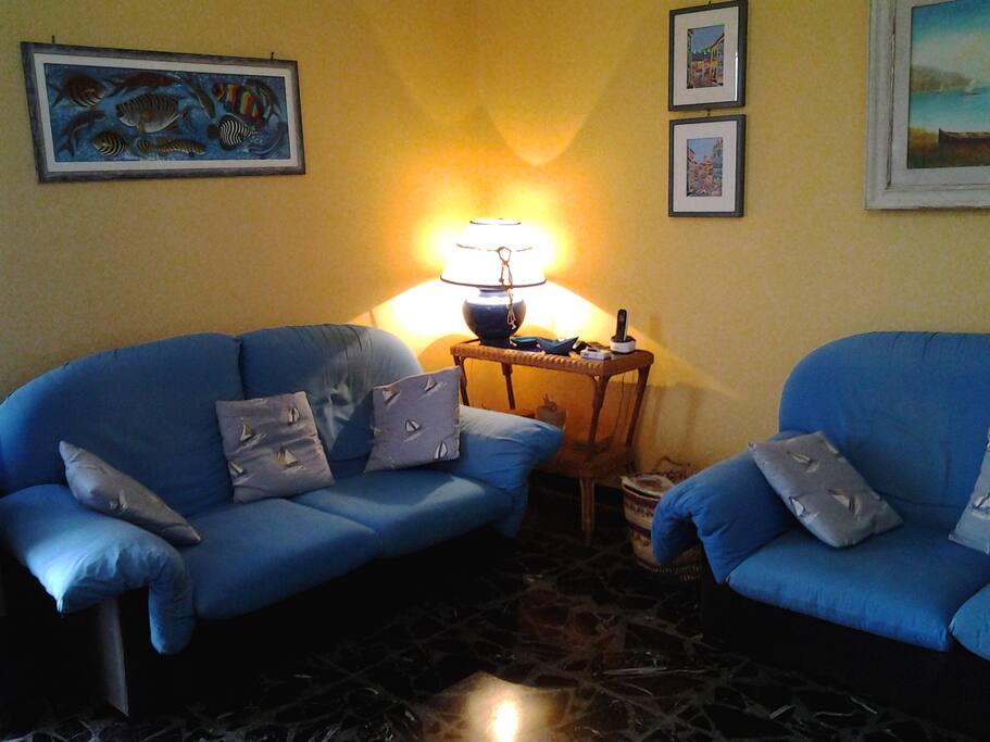 Salone con divano letto