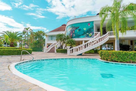 Paradise Villa @ Palma Real Beach Resort