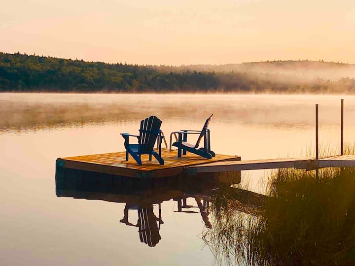 Quiet Lakefront Retreat Mins From Downtown Halifax - Nova Scotia