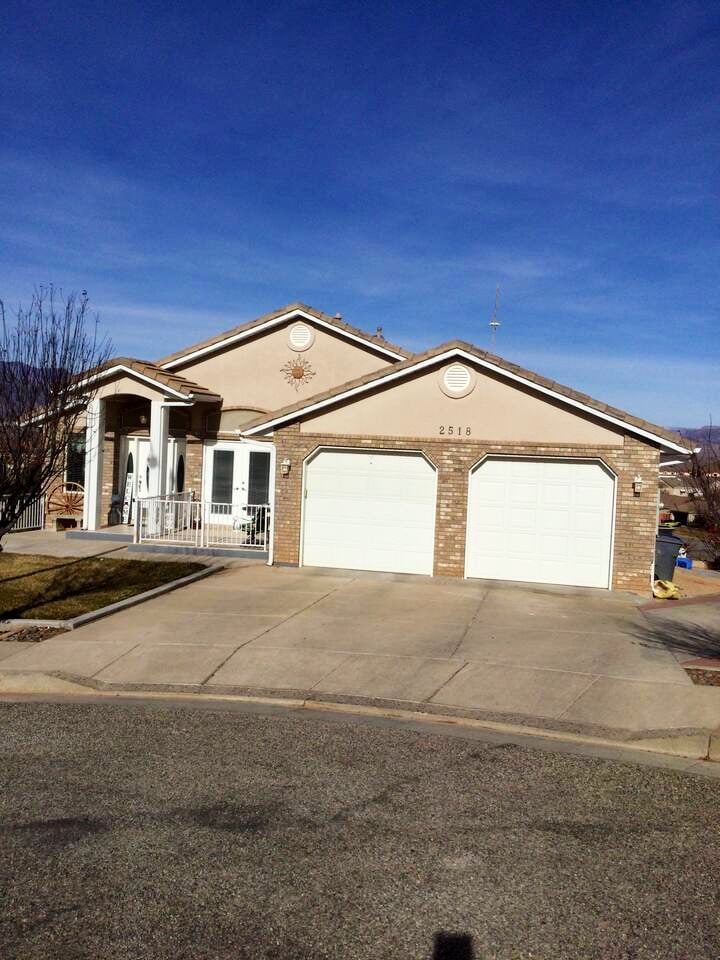 Quail lakes apartments