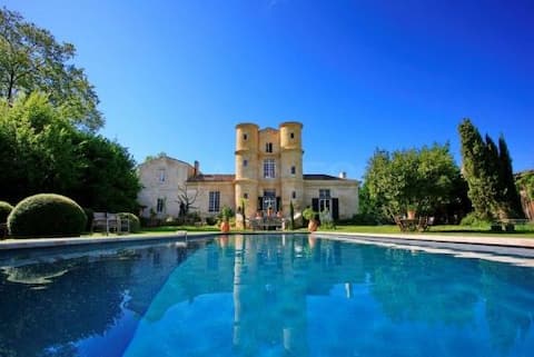 17th-Century Presbytery in Vineyards – Sleeps 10