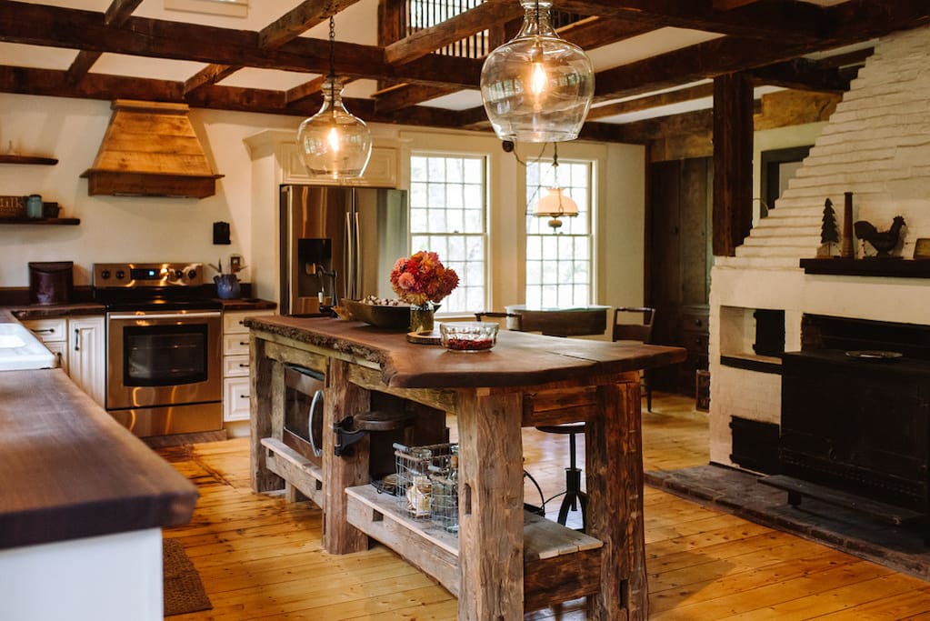 The Black Walnut House Houses for Rent in Plympton, Massachusetts