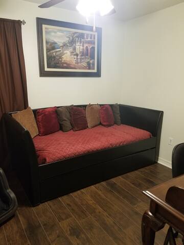 Airbnb Gretna Vacation Rentals Places To Stay Louisiana