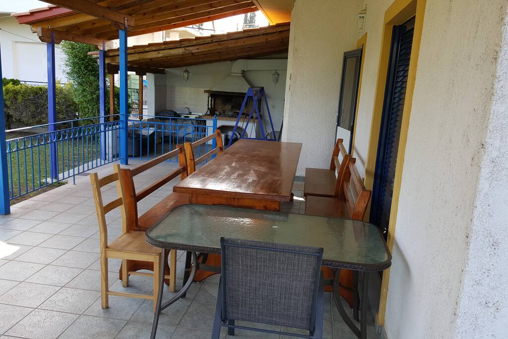 BBQ & OUTSIDE TABLES