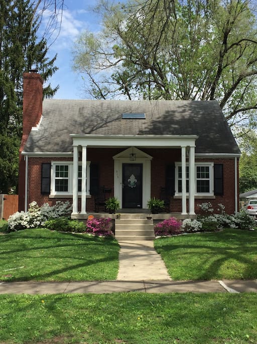 Cute home with great curb appeal!