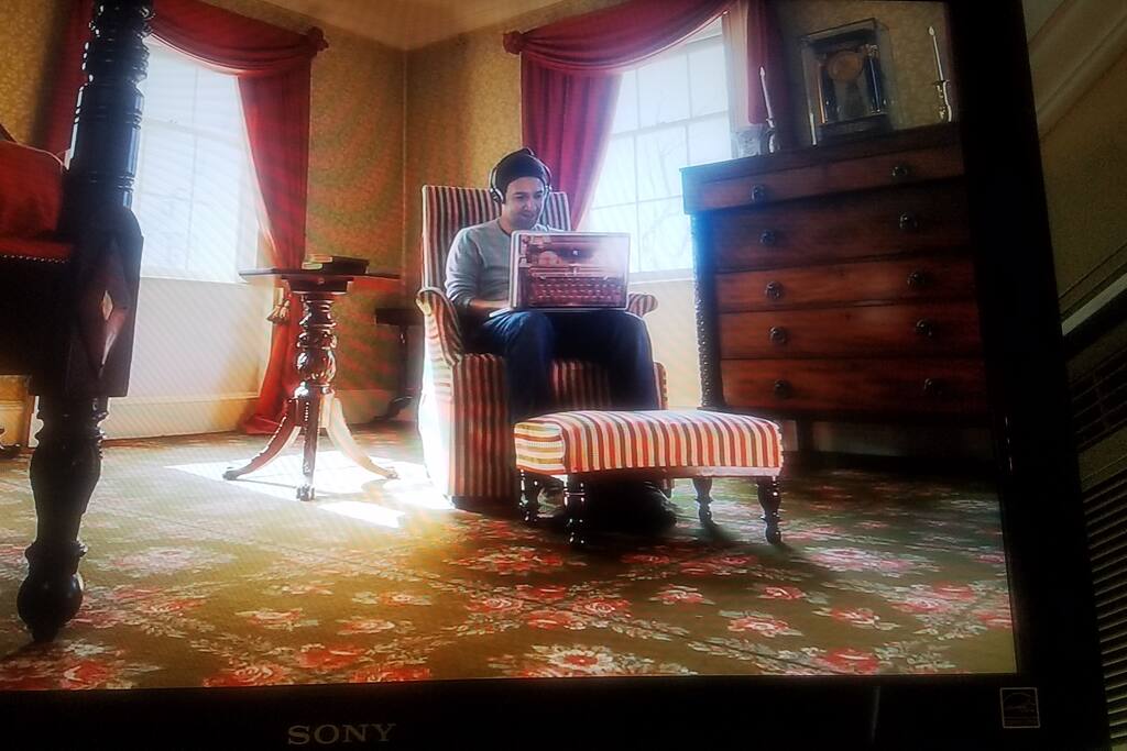 Lin-Manuel Miranda adding to his "Hamilton" manuscript while at the Jumel Mansion Museum.