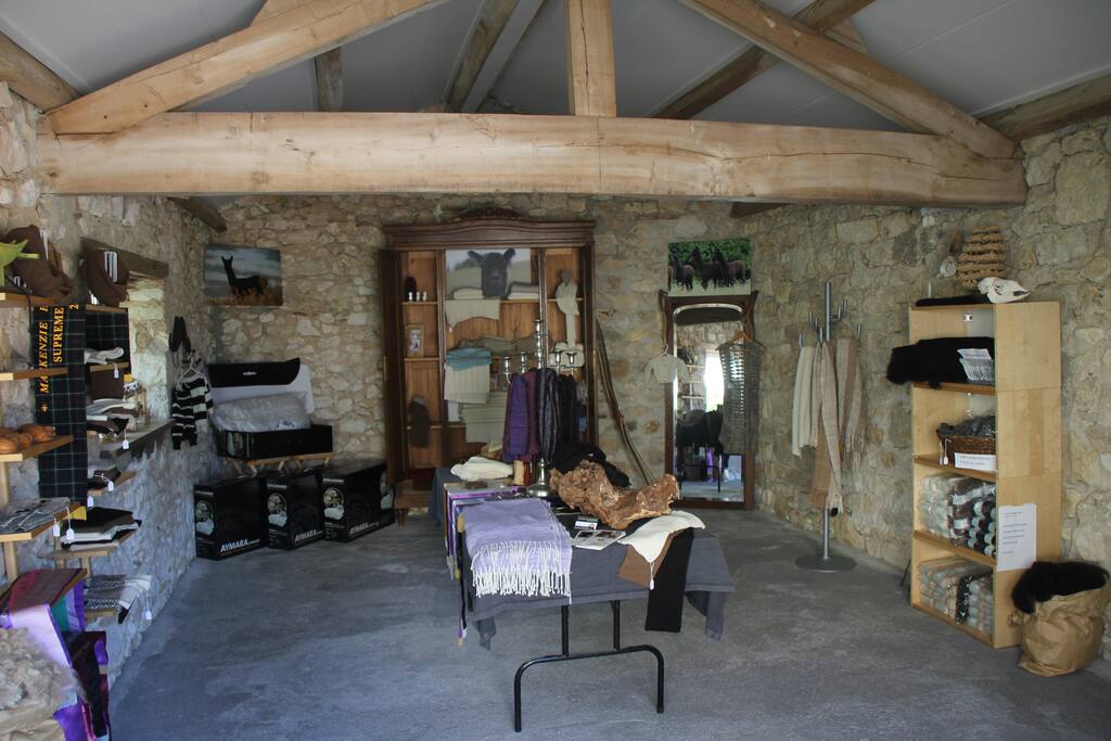 The alpaca shop
