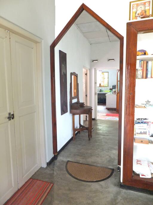 Das Haus hat 2 Wohnräume und 2 Schlafzimmer