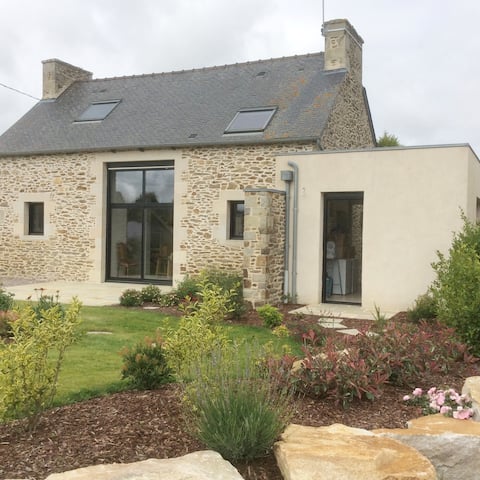 Breton stone house... contemporary