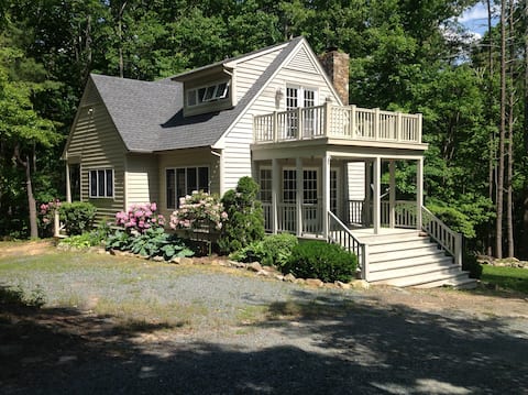 The Cottage at Peavine Hollow Farm-No cleaning fee