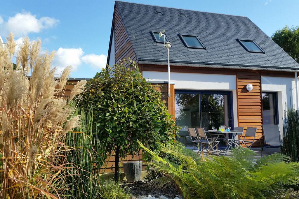 La maison vu du jardin