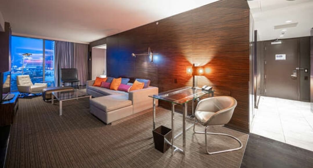 Palms Place