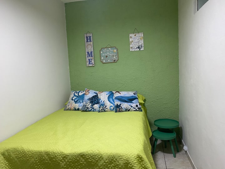 Nuestro tercer dormitorio junto al baño de servicio.
