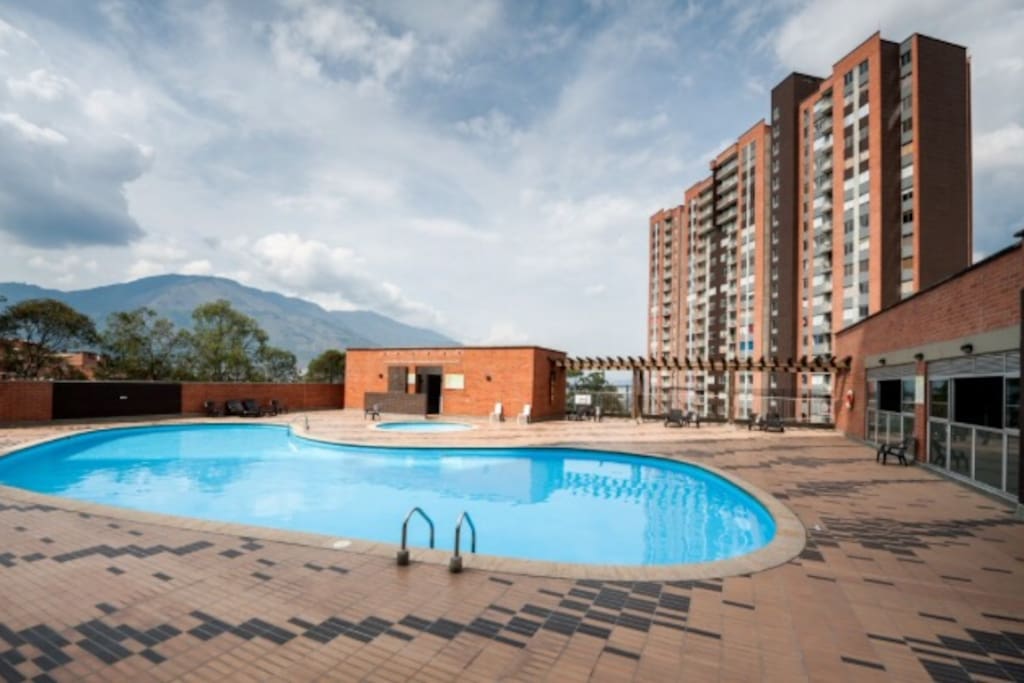 Swimming Pool. Also there are a steam room, sauna and gym in that area.