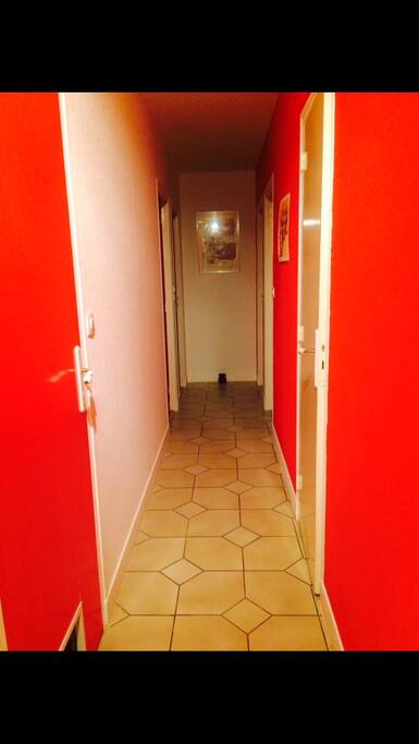 Couloir vers les chambres