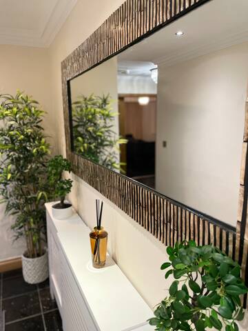 Feel at home in Central London (House) gallery image 2