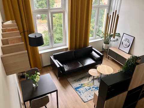 Booker Apt / Right in the CITY CENTER