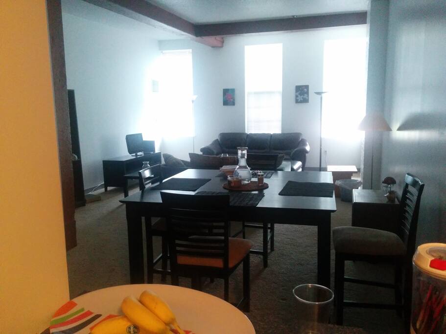 Large comfortable lounge with TV, Cable and amazing sofas