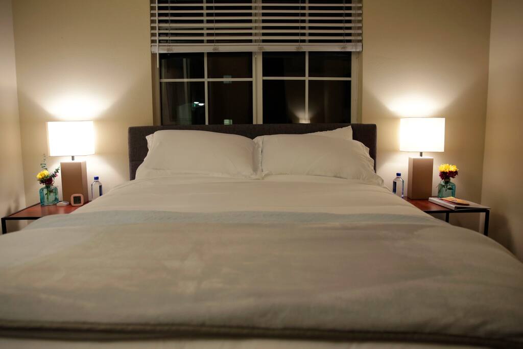 Your room - Queen bed w/ softest linens ever, blanket options, large bedside tables, alarm clock, privacy blinds