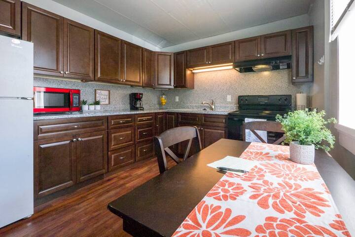 Delightful Downtown Apartment