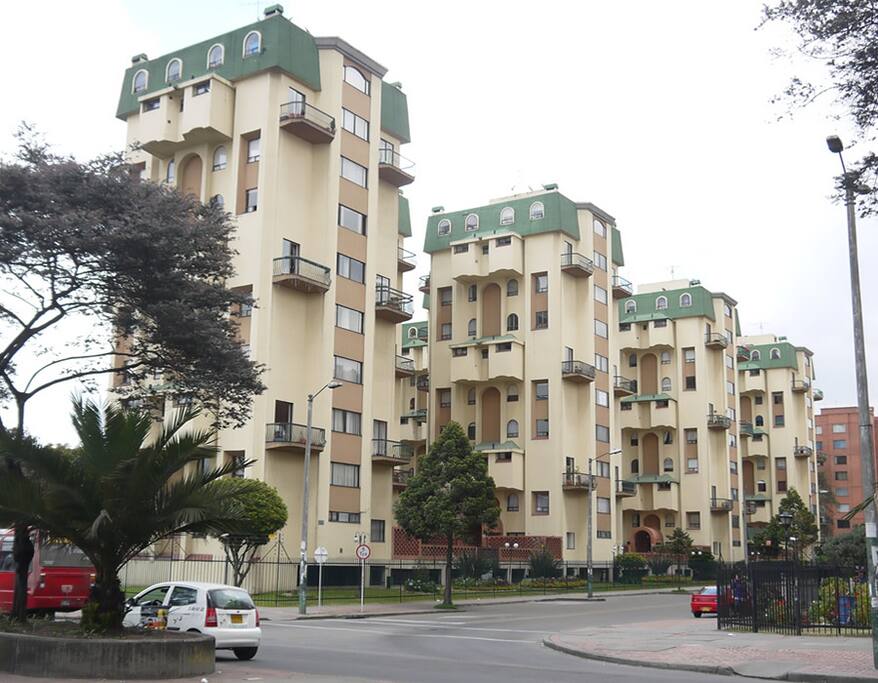 Fachada del conjunto cerrado