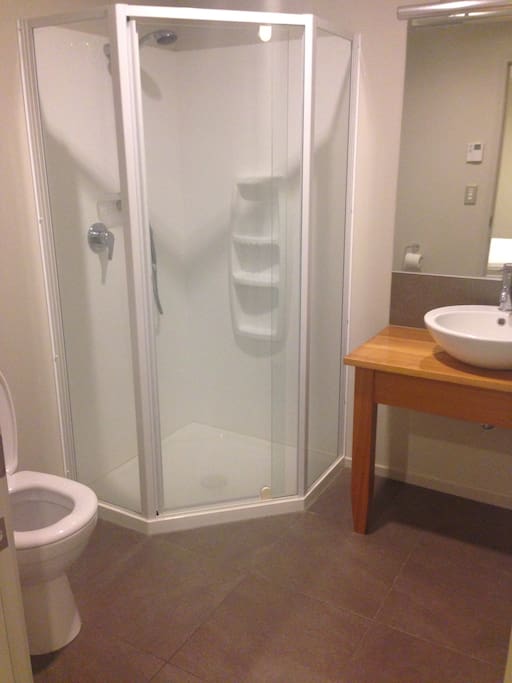 Ensuite