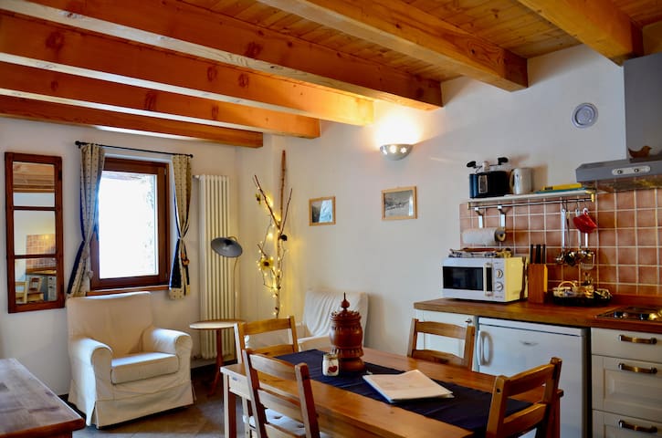 Airbnb Gignod Vacation Rentals Places To Stay Aosta