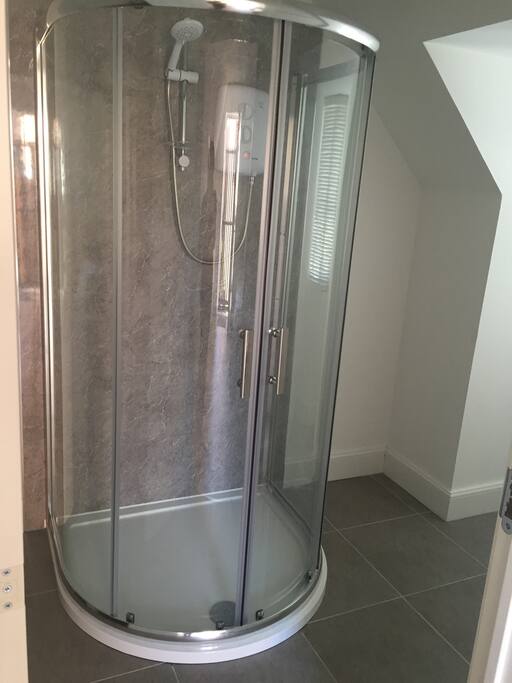 Brand New Electrical Power Shower
