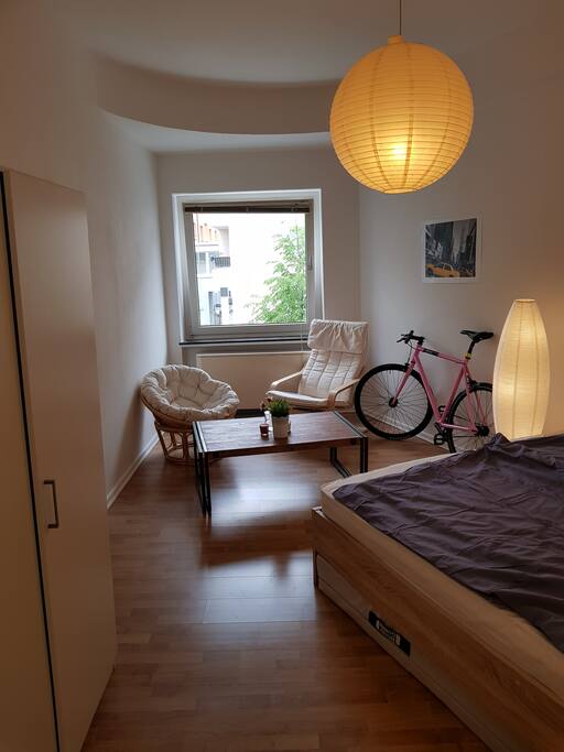 Bett/Schlafzimmer