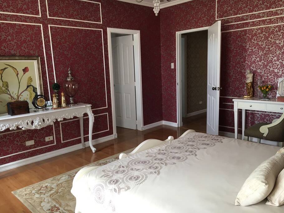 Master bedroom, $80