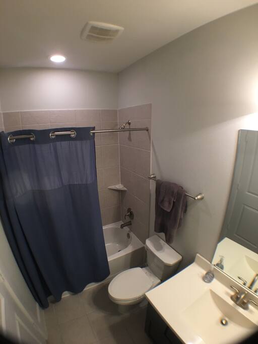 Level 1 Full Bathroom
