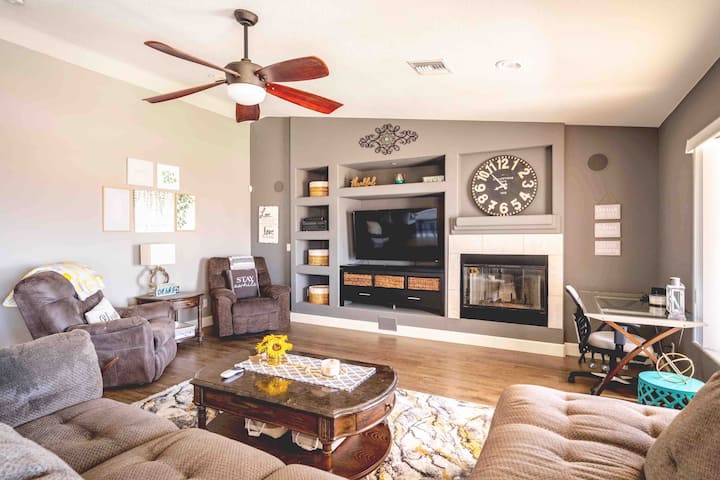 غرفة عائلية كبيرة