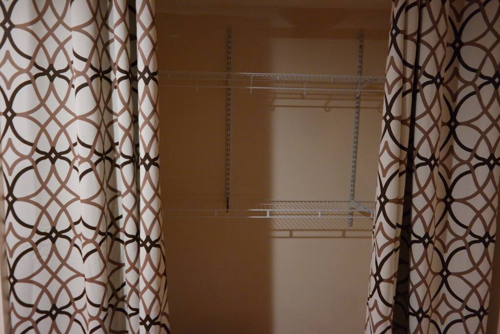 Walk-in Closet