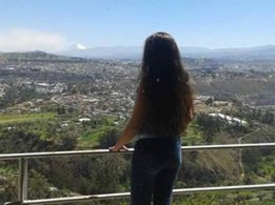 Vista panorámica de Ambato desde la casa.