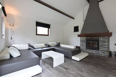 Top Airbnb: Luxury Villa with Pool in La Roche En Ardenne