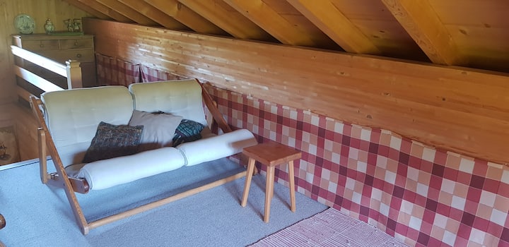 Divan në nivel mesatar