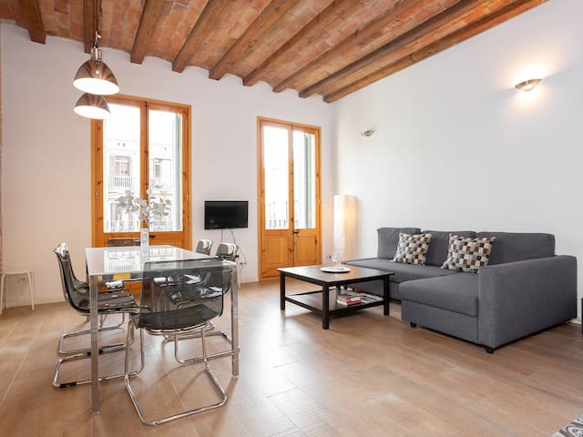 Sh Barcelona Team managed Airbnb listing 1