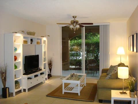 Cozy 2 BR Apt - Yacht Club Aventura