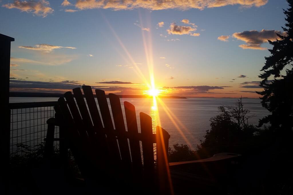 This breathtaking view is from the top of the rock garden overlooking Port Townsend and the Strait of Juan de Fuca.