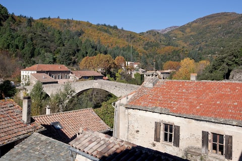 LES HOULES in the heart of the village