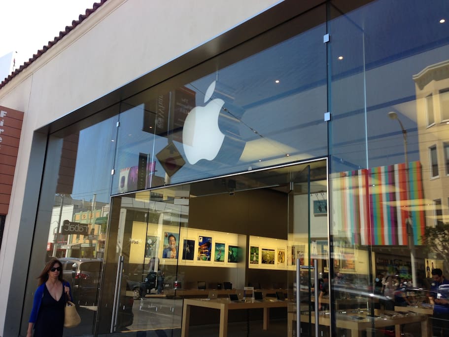 Foto de Apple Chestnut Street en Cow Hollow