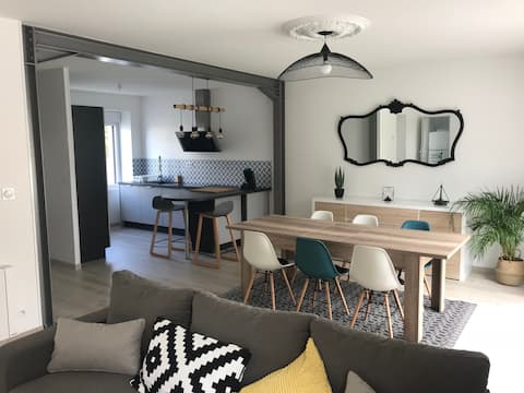 Successful Airbnb property: Modern house 550 m from the beach in Plobannalec Lesconil